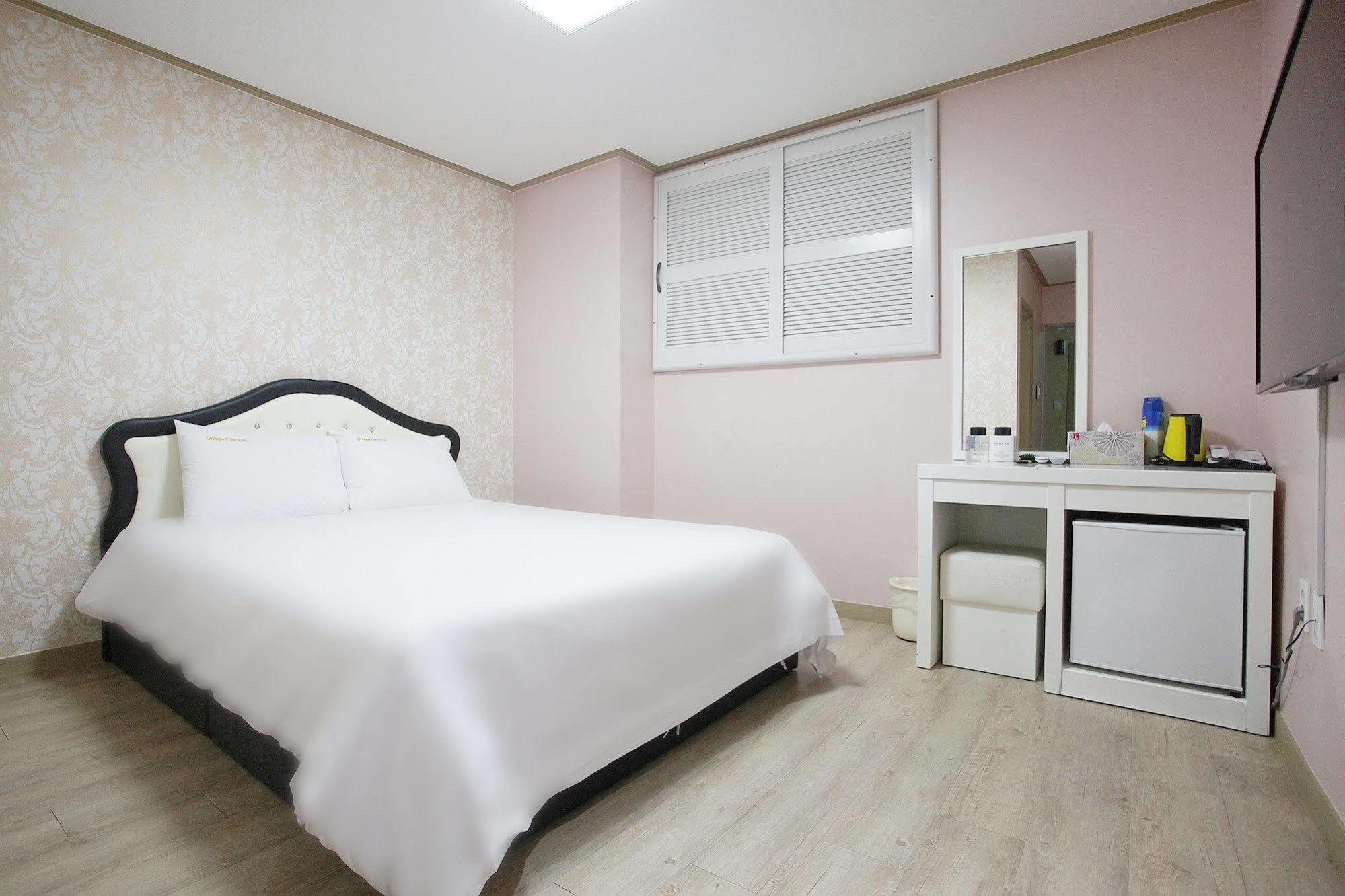 Orange Tree Hotel Чечжу Екстер'єр фото
