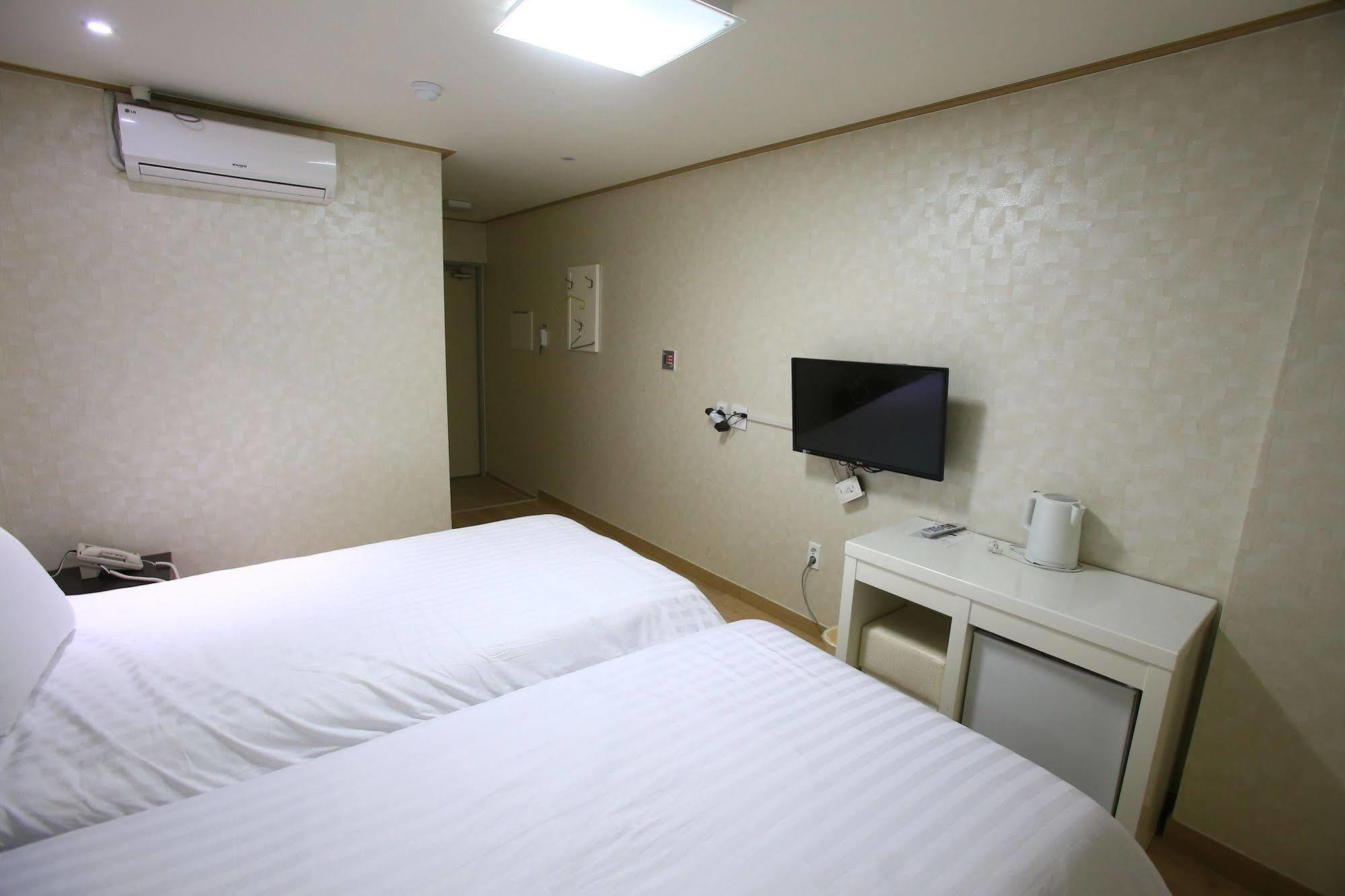 Orange Tree Hotel Чечжу Екстер'єр фото