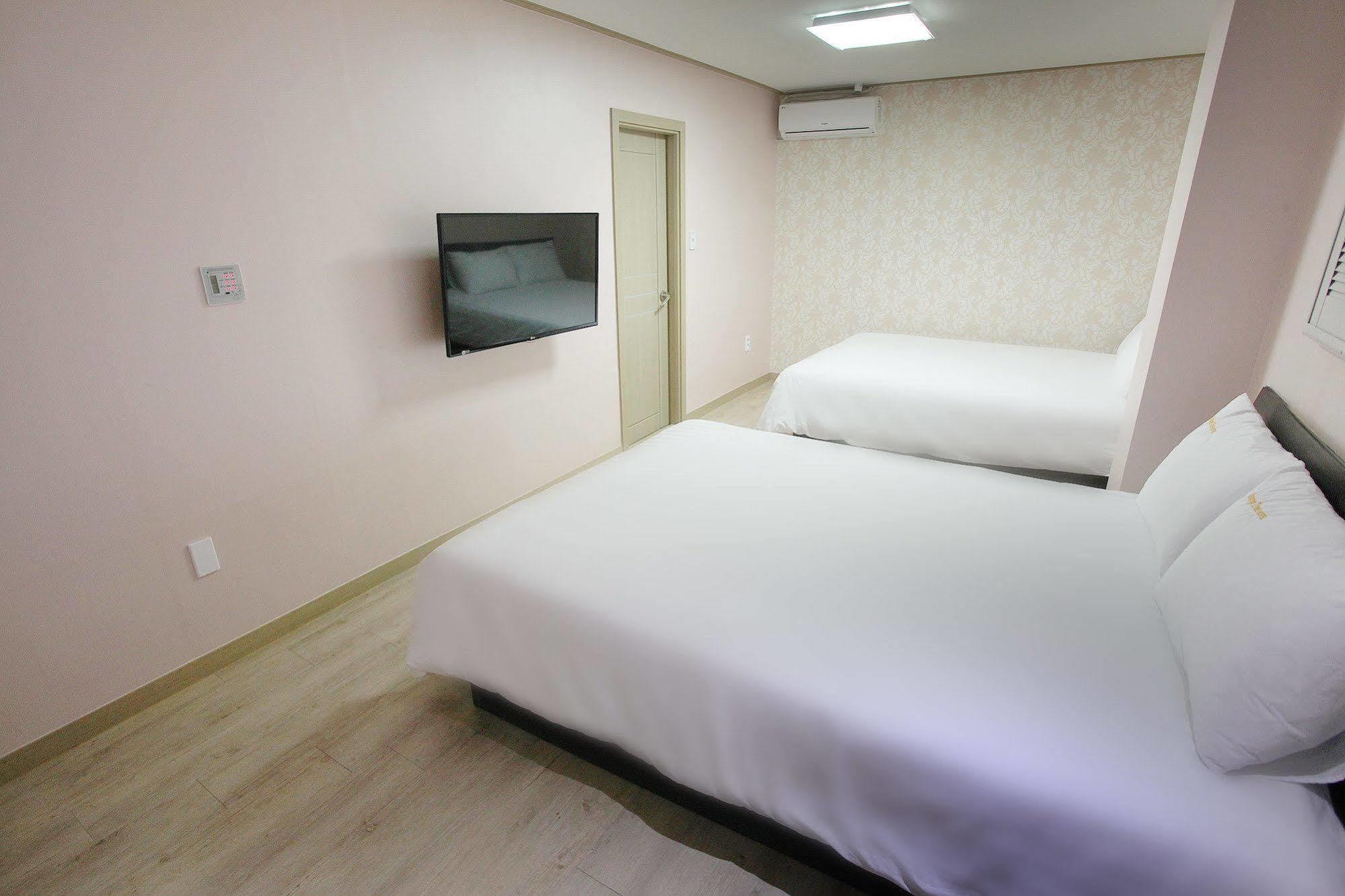 Orange Tree Hotel Чечжу Екстер'єр фото