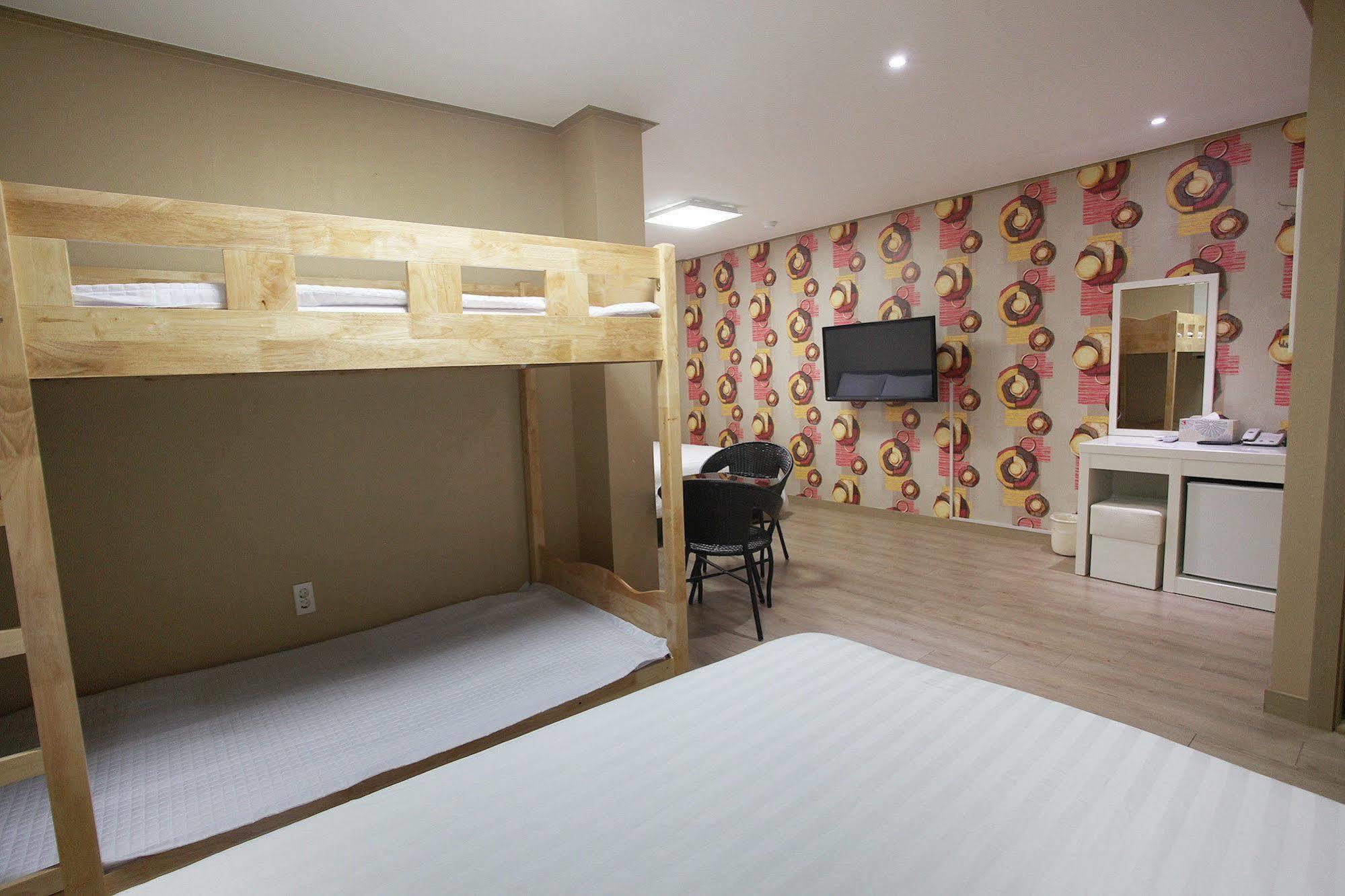 Orange Tree Hotel Чечжу Екстер'єр фото